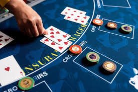 Live casino tables and card games on kg777